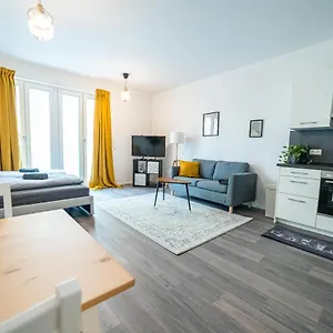 Apartment Fullhouse - - A6 - Washing Machine - Terrace - Nespresso Dresden