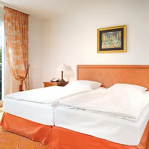 **** Hotel Victor's Residenz-hotel Mitte Germany